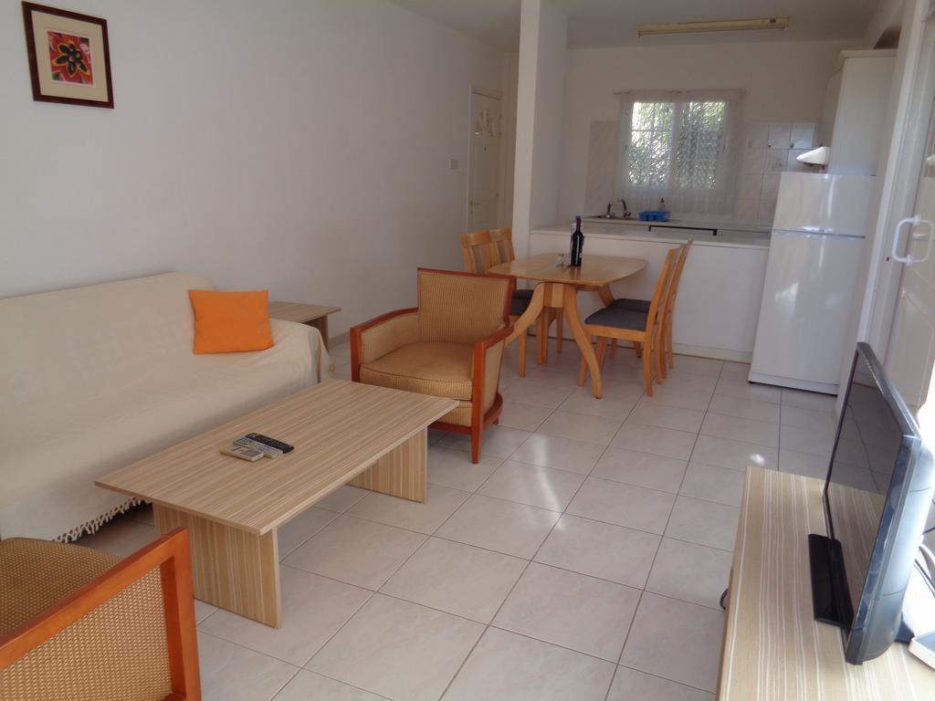 דירות לימסול Santa Barbara Complex מראה חיצוני תמונה